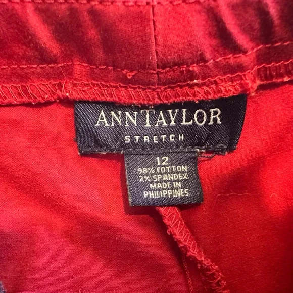 Red Shorts 🩳 - Picture 2 of 4